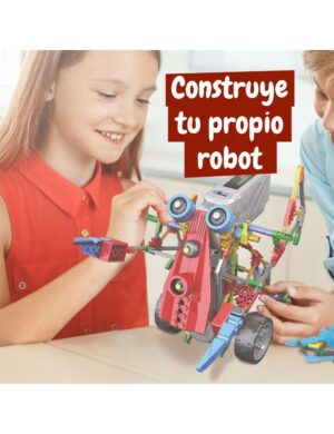 Niña construyendo al robotics alfabot